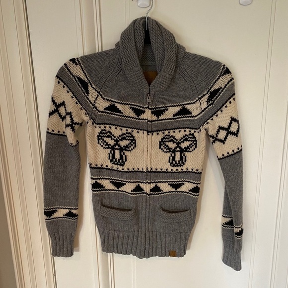 Aritzia TNA Zip Cardigan Sweater - Picture 2 of 8